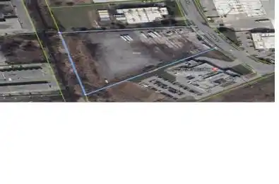 1035 ADELAIDE Street London Ontario N6E 1R4