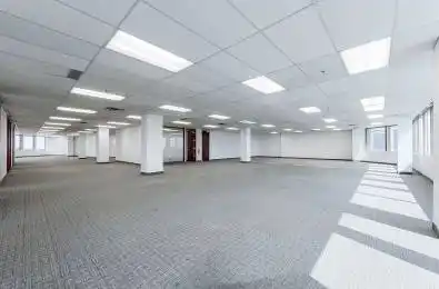 30 Eglinton Avenue Street Unit# 500 Mississauga Ontario L5R 3E7