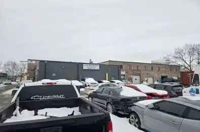 124 Manville Road Toronto E04 Ontario M1L 4J5