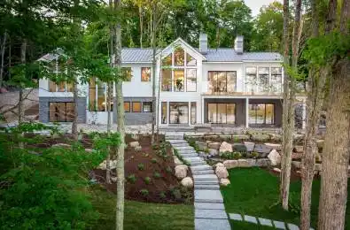 1331 SOUTH MONCK Drive Unit# 4 Muskoka Lakes Ontario P1L 1W8