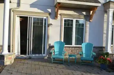 25 PEN LAKE POINT Road Unit# 114 Huntsville Ontario P1H 1A9