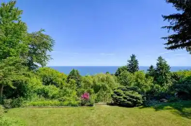 5 Hill Crescent Toronto E08 Ontario M1M 1H7