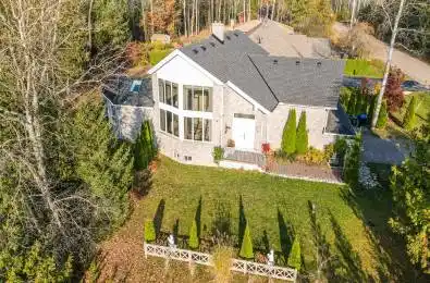 20 Grant Avenue Tiny Ontario L0L 1P1