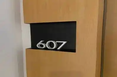 11 Wellesley Street Unit# 607 Toronto C01 Ontario M4Y 1E7