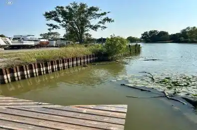 225 Wallace Street Chatham-Kent Ontario N8A 4L3