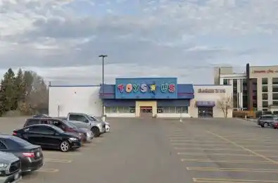 87 Meadowvale Drive St. Catharines Ontario L2N 3Z8