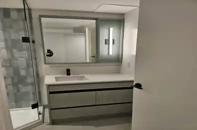 1200 Dundas Street Unit# 207 Toronto C01 Ontario M6J 1X4