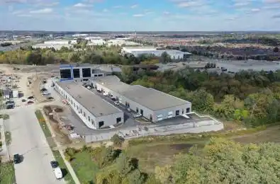 231 Cachet Woods Court Unit# 201 Markham Ontario L6C 0Z8