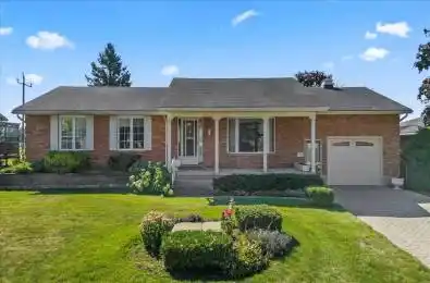 29 2nd Street Crescent Hanover Ontario N4N 3R3