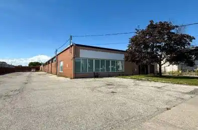 16 Benton Road Toronto W04 Ontario M6M 3G4