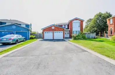 10 St Mark Place Brampton Ontario L6X 3W5