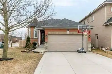 334 Clearmeadow Boulevard Newmarket Ontario L3X 2C6