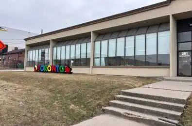 301 Danforth Road Unit# Unit 2 Toronto E04 Ontario M1L 3X2