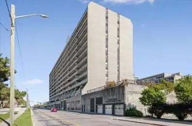 55 William Street Unit# 411 Oshawa Ontario L1G 7C9