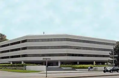 4141 Yonge Street Unit# 301 Toronto C12 Ontario M2P 2A8