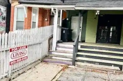 29 Kensington Avenue Toronto C01 Ontario M5T 2J8