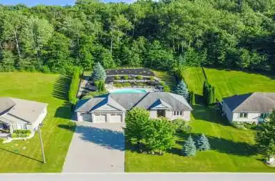 24 Wendat Trail Springwater Ontario L4M 6T4