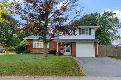 387 Lee Avenue Waterloo Ontario N2K 2G2