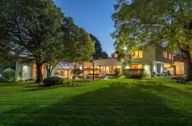 3 Bluejay Place Toronto C13 Ontario M3B 1V8