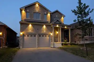 16 Hewson Street Penetanguishene Ontario L9M 0V7