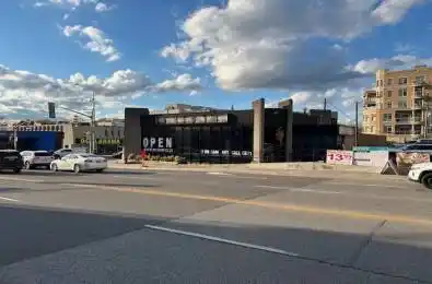 15255 Yonge Street Aurora Ontario L4G 1N5