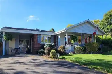 14 MARILYN Street Grimsby Ontario L3M 1V2