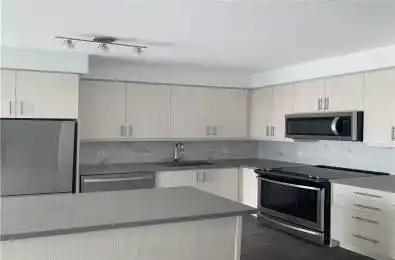 85 Oneida Crescent Unit# 1702 Richmond Hill Ontario L4B 0A6