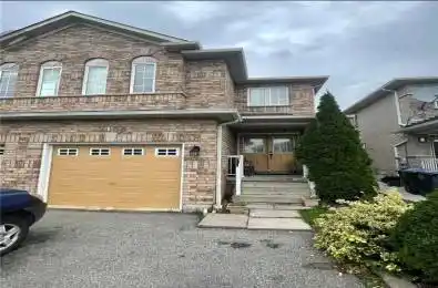 7153 Village Walk Mississauga Ontario L5W 1X2