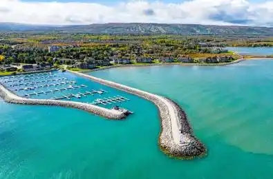 750 Johnston Park Avenue Unit# 2006 Collingwood Ontario L9Y 5C7