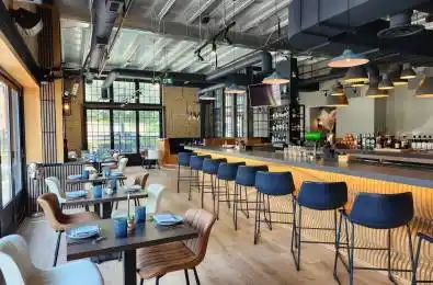 33 Powerhouse Street Toronto W02 Ontario M6H 4K7