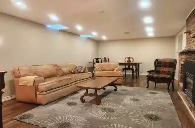 737 Law Street Oshawa Ontario L1G 4M3