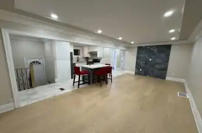 15 Chartwell Road Unit# Main Toronto W07 Ontario M8Z 4E9