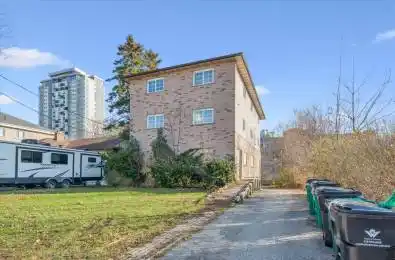 25 High Street Waterloo Ontario N2L 3X4