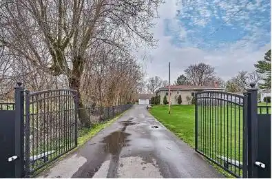 2170 Thornton Road Oshawa Ontario L1H 7K4