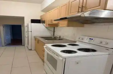 413 Spadina Avenue Unit# 201 Toronto C01 Ontario M5T 2G6