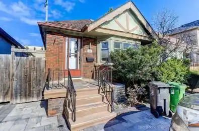 192 Roe Avenue Toronto C04 Ontario M5M 2J2