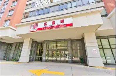 1 Sun Yat-Sen Avenue Unit# 2552 Markham Ontario L3R 5K9