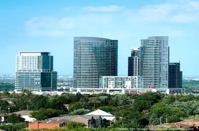 7161 Yonge Street Unit# PH2-08 Markham Ontario L3T 0C8