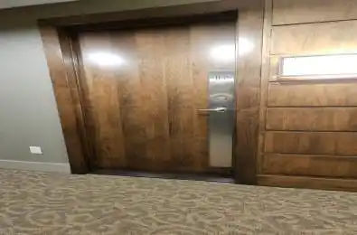 33 Cox Boulevard Unit# 117 Markham Ontario L3R 8A6