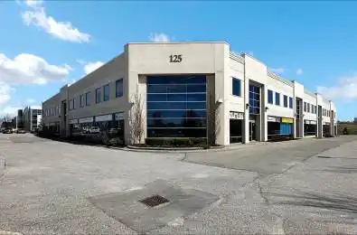 125 Don Hillock Drive Unit# 16 Aurora Ontario L4G 0H8