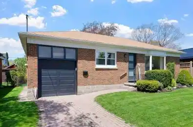 24 parkway Crescent Clarington Ontario L1C 1B8