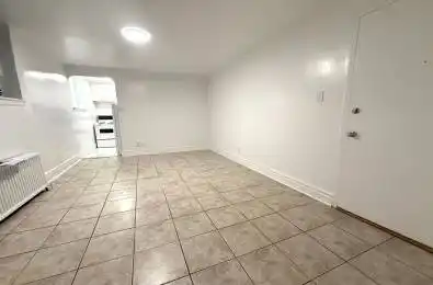 2770 Yonge Street Unit# B7 Toronto C04 Ontario M4N 2J3