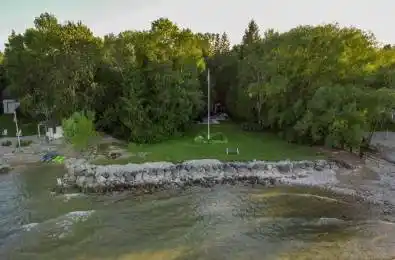 37 Georgian Manor Drive Collingwood Ontario L9Y 3Z1