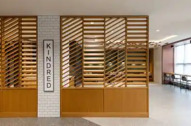 2495 Eglinton Avenue Unit# 1011 Mississauga Ontario L5M 2T2