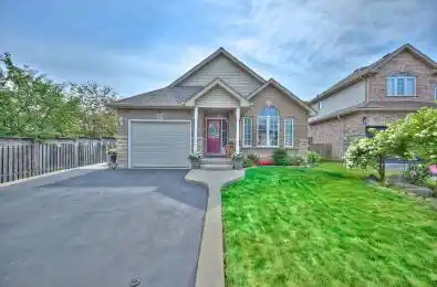 222 Dorchester Drive Grimsby Ontario L3M 5K8