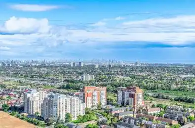 25 Kingsbridge Garden Circle Unit# TPH6 Mississauga Ontario L5R 4B1