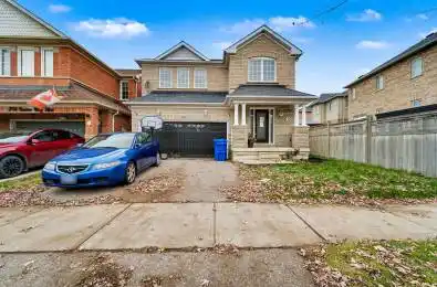 386 Reeves Way Boulevard Whitchurch-Stouffville Ontario L4A 0J8