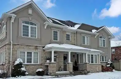 89 Hutt Crescent Aurora Ontario L4G 0T2