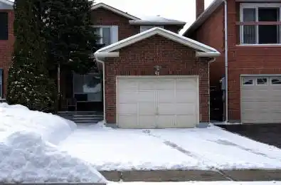 41 Draper Boulevard Vaughan Ontario L4J 5Y9