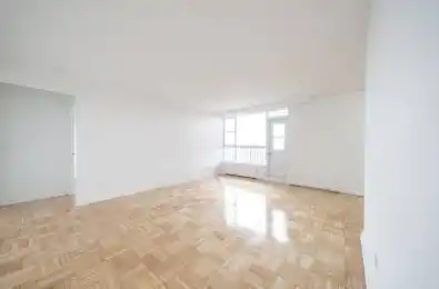 165 Cosburn Avenue Unit# 502 Toronto E03 Ontario M4J 2L3